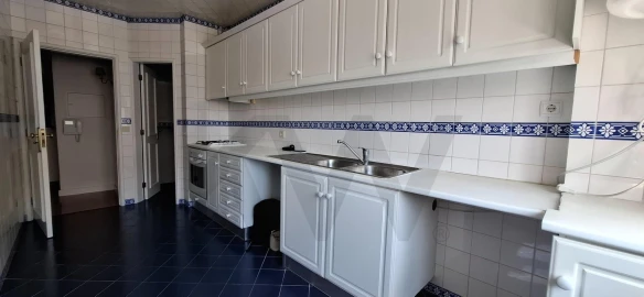 Apartamento T2 para Venda em Requeixo, Nossa Senhora de Fátima e Nariz