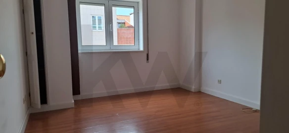 Apartamento T2 para Venda em Requeixo, Nossa Senhora de Fátima e Nariz