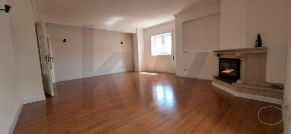 Apartamento T2 para Venda em Requeixo, Nossa Senhora de Fátima e Nariz