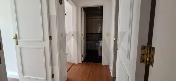 Apartamento T2 para Venda em Requeixo, Nossa Senhora de Fátima e Nariz