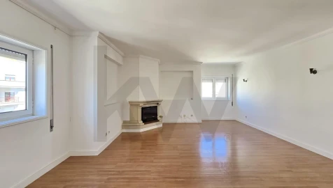 Apartamento T2 para Venda em Requeixo, Nossa Senhora de Fátima e Nariz