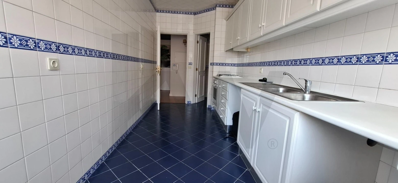 Apartamento T2 para Venda em Requeixo, Nossa Senhora de Fátima e Nariz Foto 5