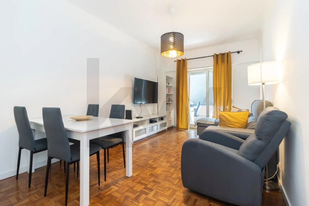 Apartamento T2 para Venda em Almada, Cova da Piedade, Pragal e Cacilhas Foto 1