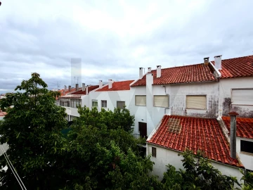 Moradia T3 para Arrendamento em Corroios