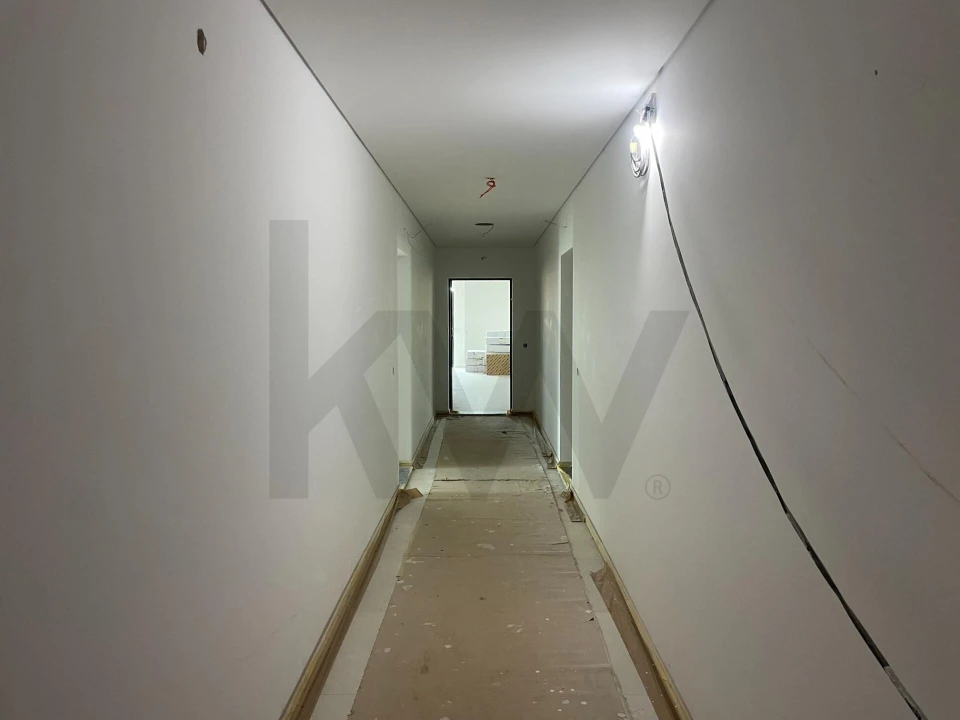 Apartamento T2 para Venda em Caniço Foto 3