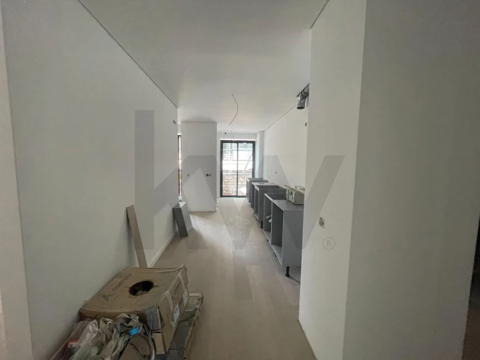 Apartamento T2 para Venda em Caniço Foto 5