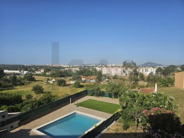 Moradia T4 para Venda em Gambia-Pontes-Alto da Guerra