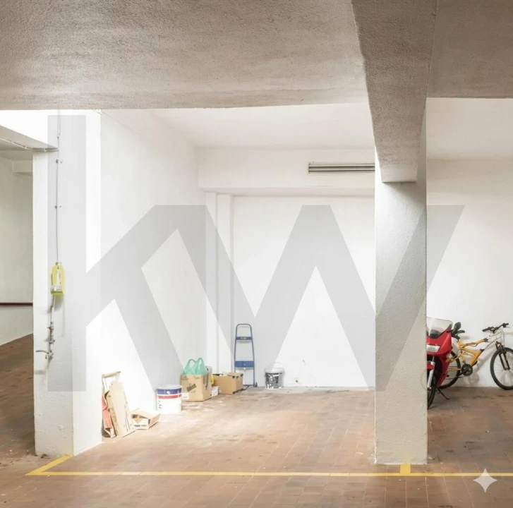 Apartamento T4 para Arrendamento em São Domingos de Benfica Foto 33