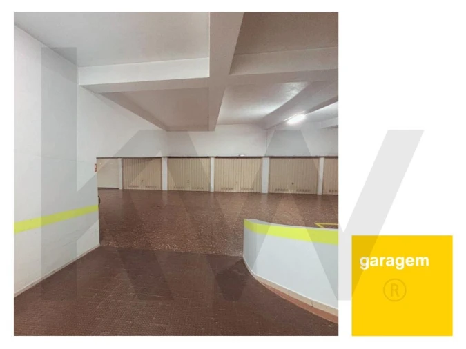 Apartamento T4 para Venda em Avenidas Novas Foto 8