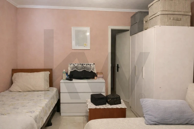 Armazém para Venda em Santo Antão e São Julião do Tojal Foto 2