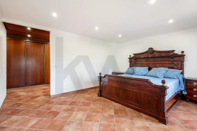 Moradia T4 para Venda em Colares