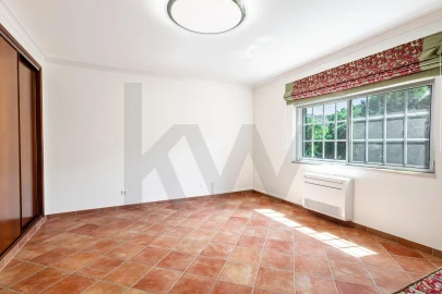 Moradia T4 para Venda em Colares