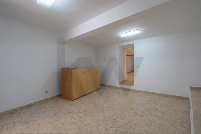 Moradia T2 para Venda em Cernache