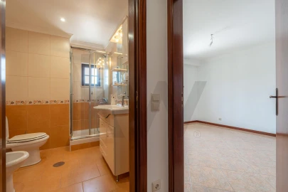 Moradia T2 para Venda em Cernache