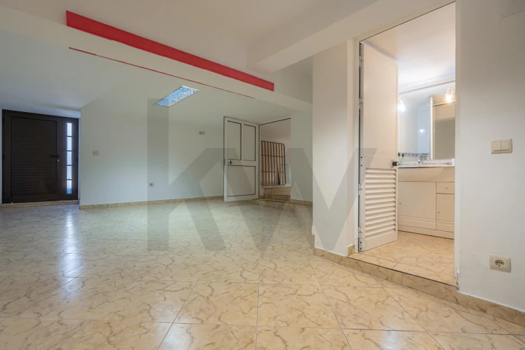 Moradia T2 para Venda em Cernache Foto 19