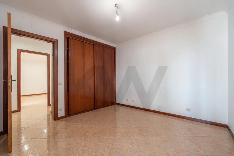 Moradia T2 para Venda em Cernache Foto 5