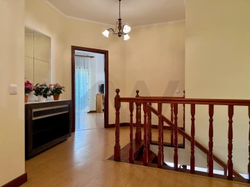 Apartamento T3 para Arrendamento em Ribeira Brava