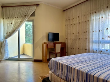 Apartamento T3 para Arrendamento em Ribeira Brava