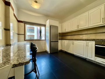 Apartamento T3 para Arrendamento em Ribeira Brava