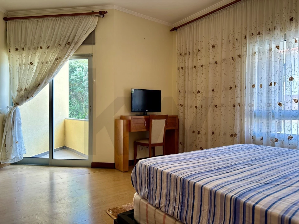 Apartamento T3 para Arrendamento em Ribeira Brava Foto 5