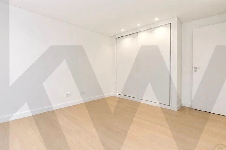 Apartamento T2 para Venda em São Domingos de Rana Foto 10