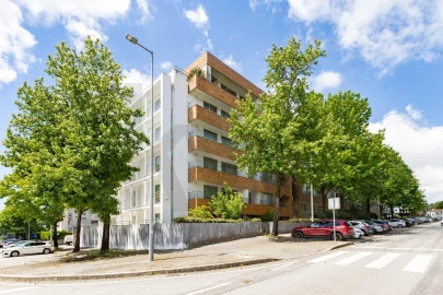 Apartamento T2 para Arrendamento em Castêlo da Maia