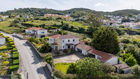 Moradia T6 para Venda em Venda do Pinheiro e Santo Estêvão das Galés