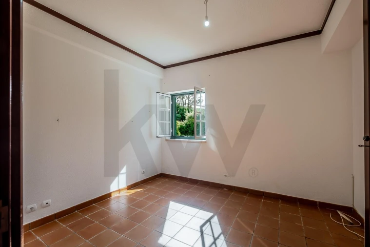 Moradia T6 para Venda em Venda do Pinheiro e Santo Estêvão das Galés Foto 13