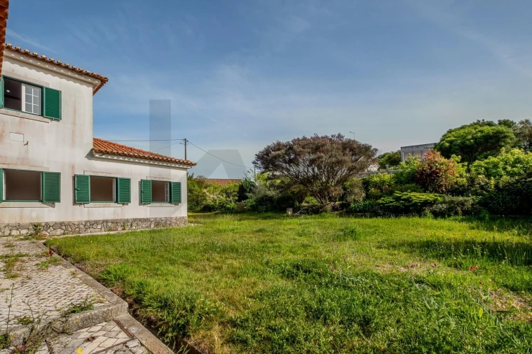 Moradia T6 para Venda em Venda do Pinheiro e Santo Estêvão das Galés Foto 51