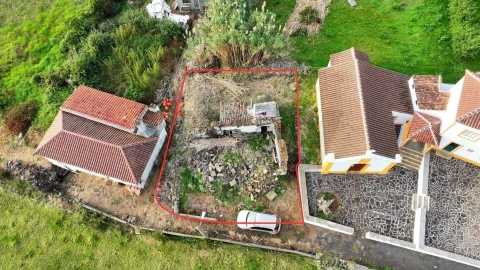 Moradia T2 para Venda em São Pedro