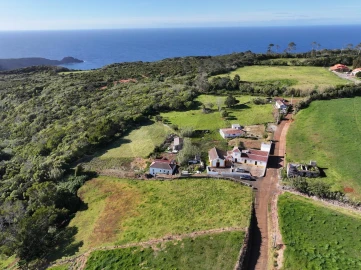 Moradia T2 para Venda em São Pedro