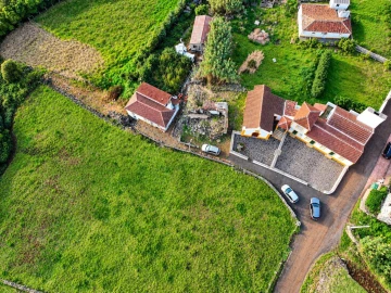 Moradia T2 para Venda em São Pedro