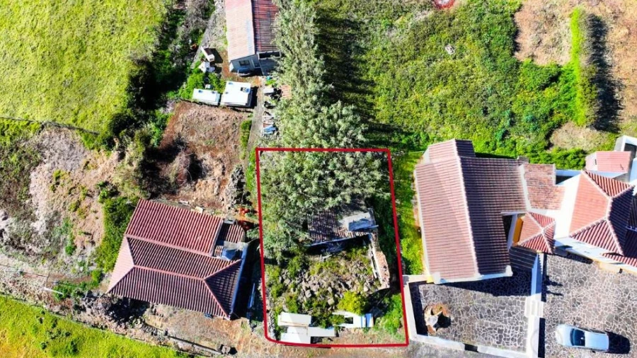 Moradia T2 para Venda em São Pedro