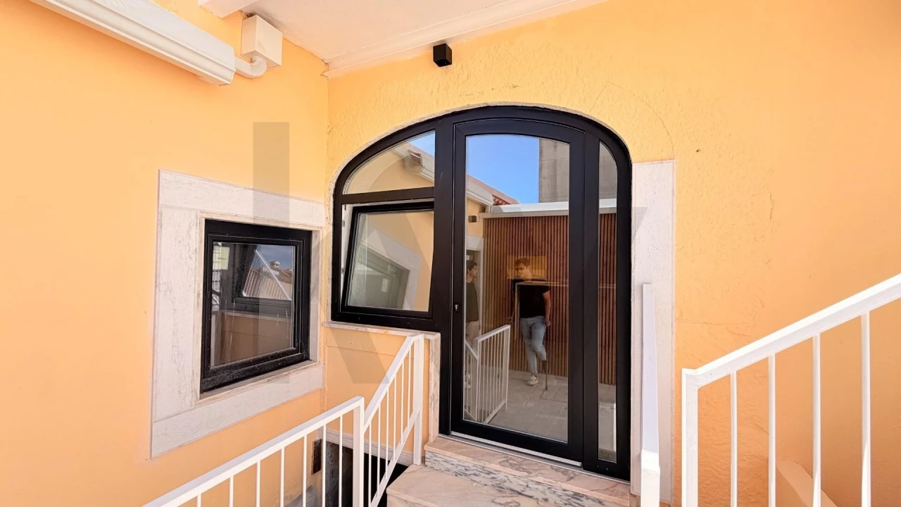 Apartamento T1 para Arrendamento em Carcavelos e Parede Foto 39