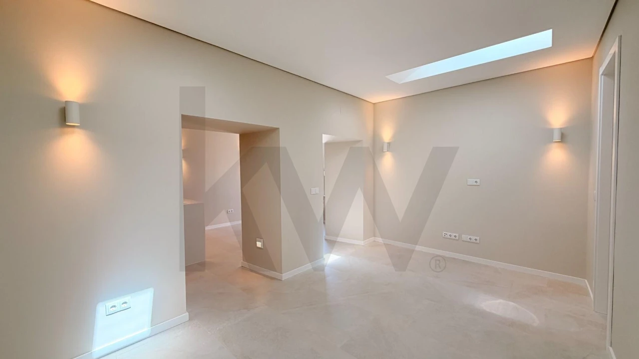 Apartamento T1 para Arrendamento em Carcavelos e Parede Foto 2