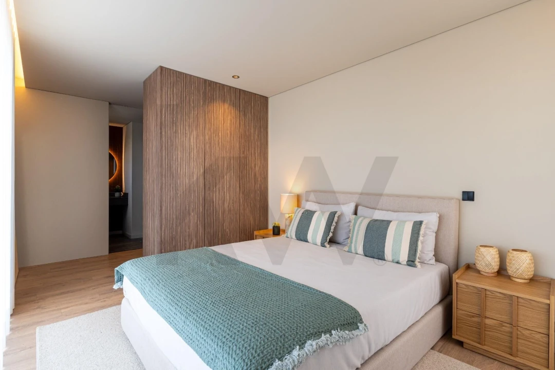 Apartamento T2 para Venda em Vilar de Andorinho Foto 23