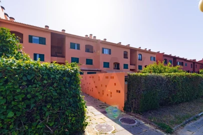 Apartamento T2 para Venda em Charneca de Caparica e Sobreda