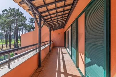 Apartamento T2 para Venda em Charneca de Caparica e Sobreda