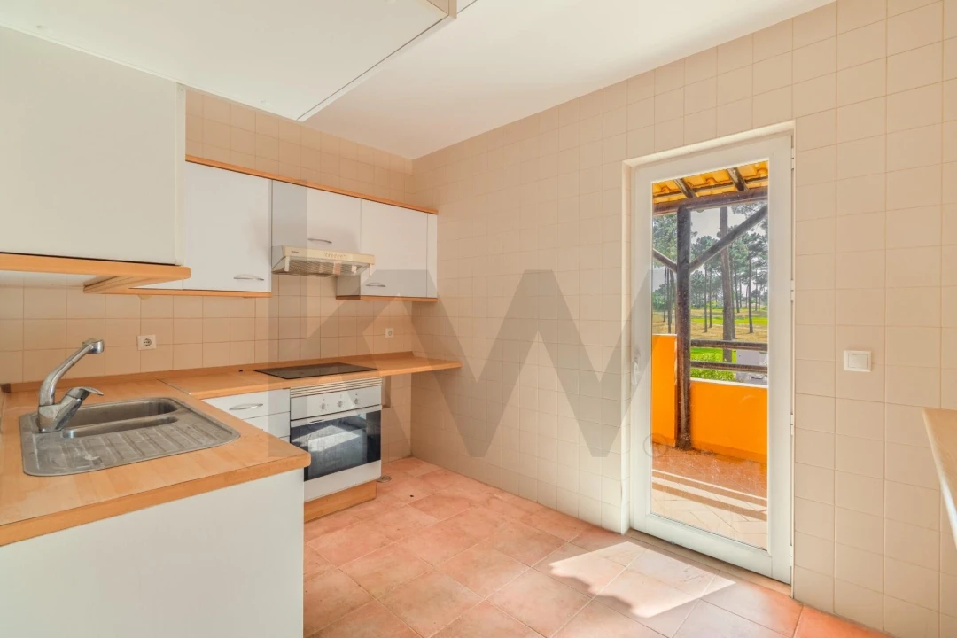 Apartamento T2 para Venda em Charneca de Caparica e Sobreda Foto 23