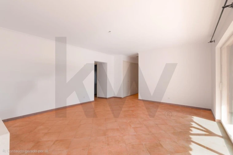Apartamento T2 para Venda em Charneca de Caparica e Sobreda Foto 6