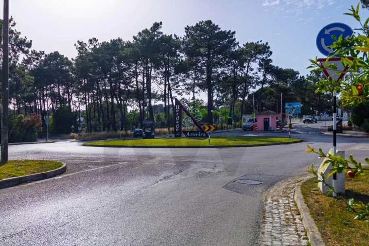 Apartamento T2 para Venda em Charneca de Caparica e Sobreda Foto 37
