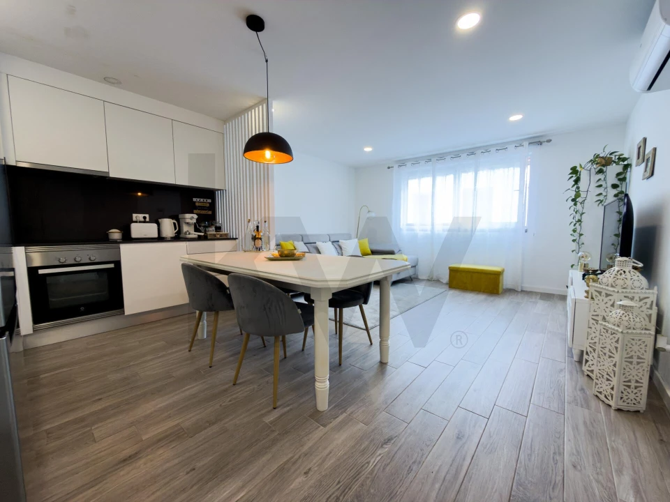 Apartamento T1 para Venda em Ponta Delgada (São Pedro) Foto 1