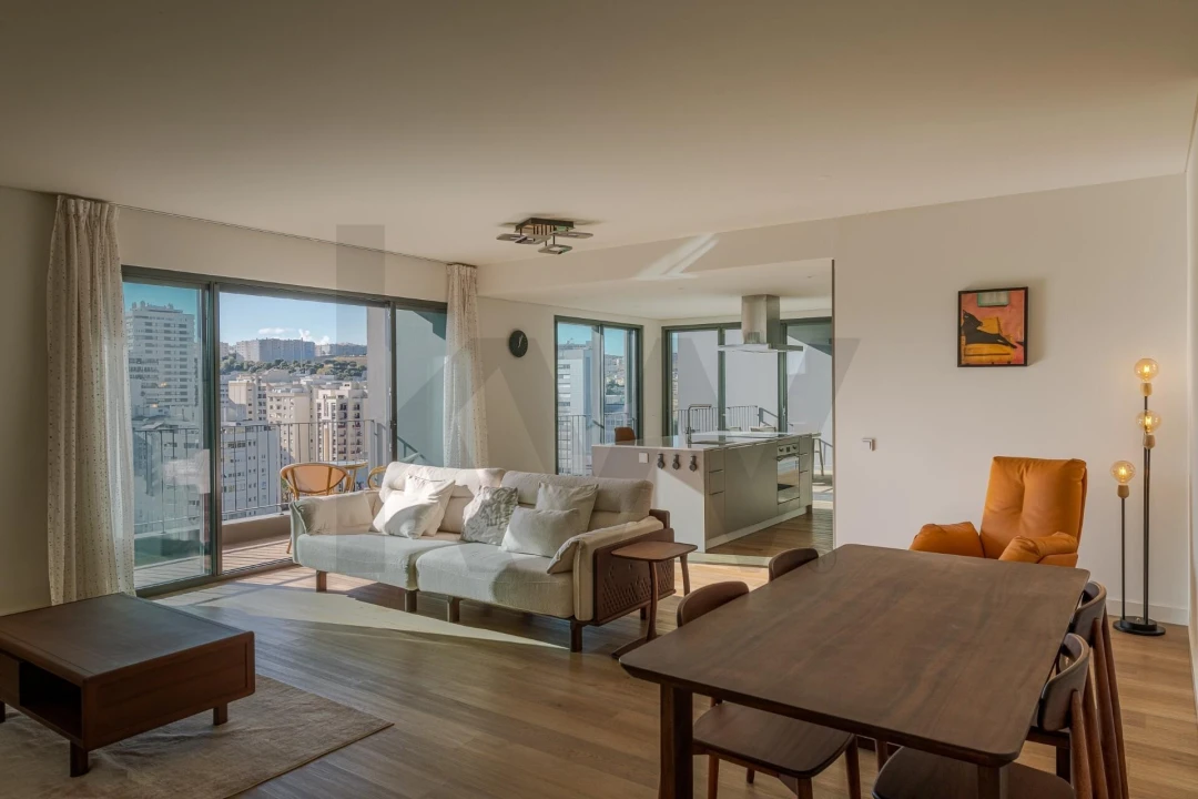Apartamento T3 para Venda em Algés, Linda-A-Velha e Cruz Quebrada-Dafundo Foto 2