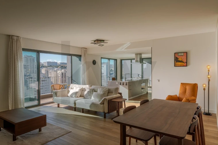 Apartamento T3 para Venda em Algés, Linda-A-Velha e Cruz Quebrada-Dafundo Foto 2