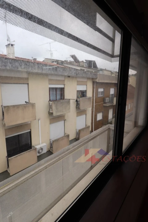 Escritório para Arrendamento em Pombal