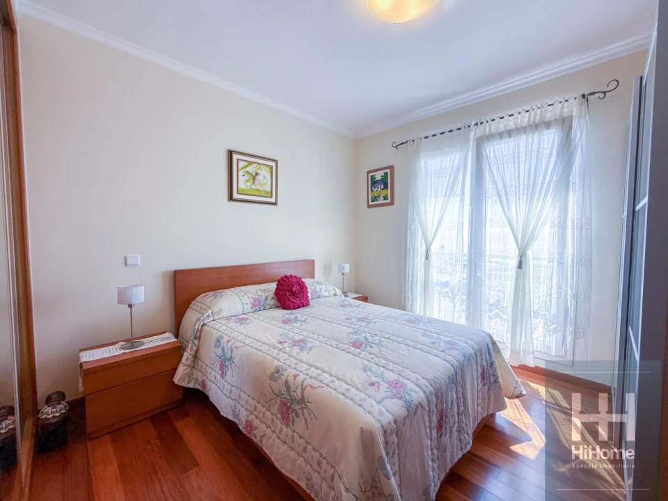 Apartamento T2 para Venda em Caniço Foto 35