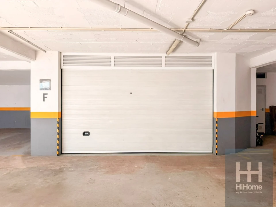 Apartamento T2 para Venda em Caniço Foto 37