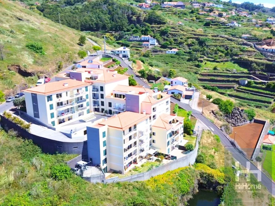 Apartamento T2 para Venda em Caniço Foto 46
