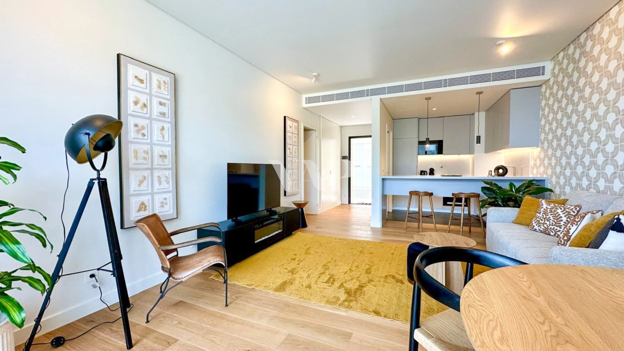 Apartamento T2 para Arrendamento em Quarteira Foto 6