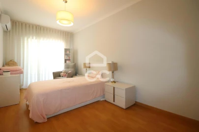 Apartamento T3 para Venda em Eiras e São Paulo de Frades